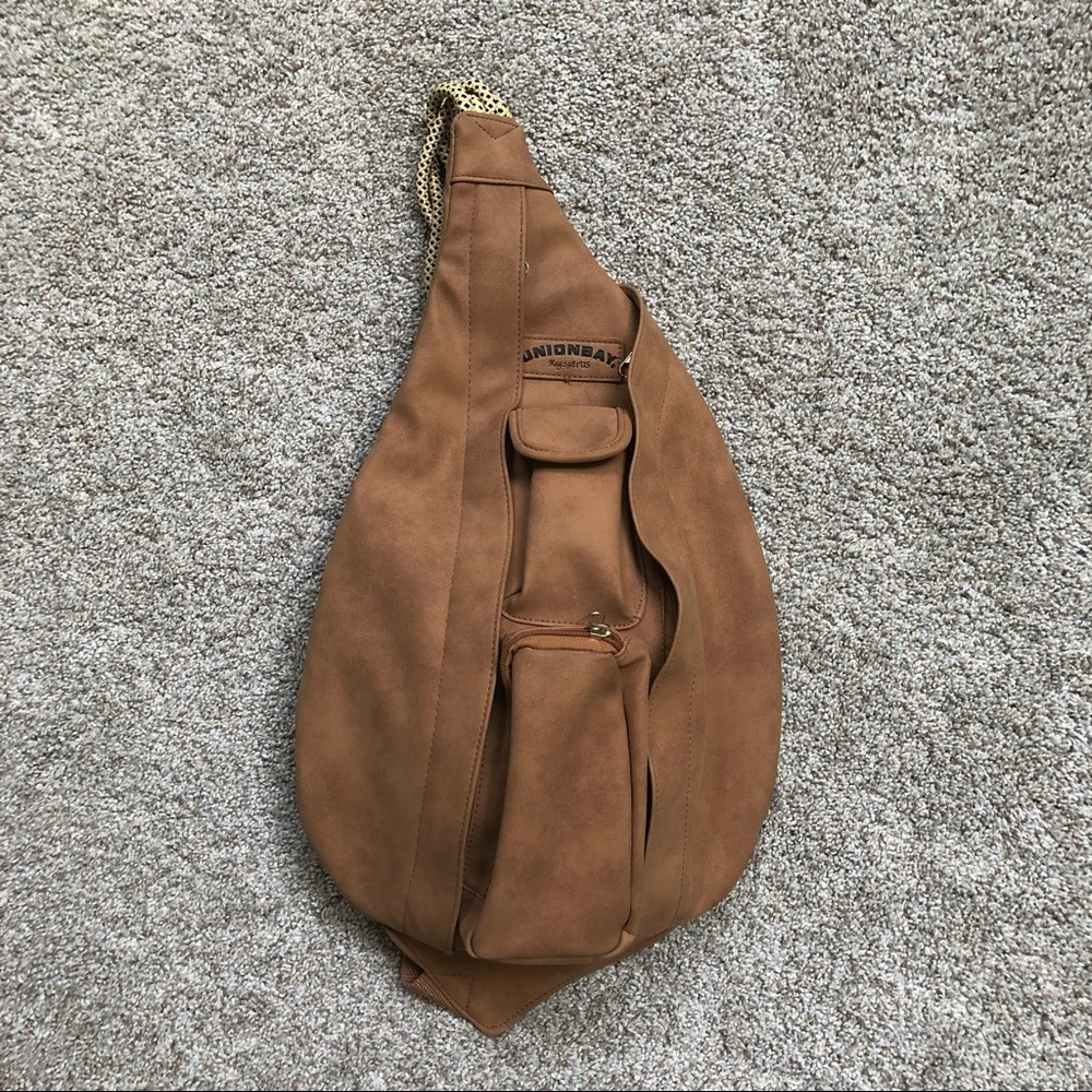 NWOT Unionbay sling backpack crossbody bag